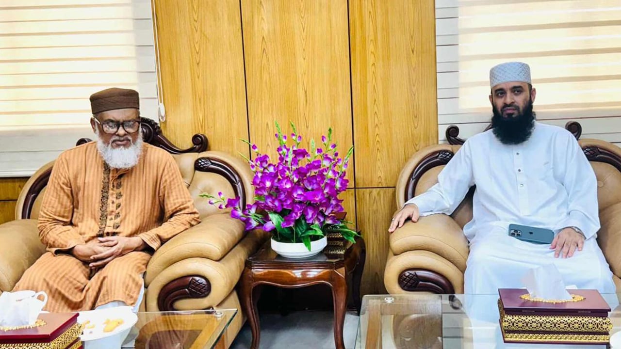 মহানবী (সা.) এর সিরাতই তরুণদের চরিত্র গঠনের রোল মডেল