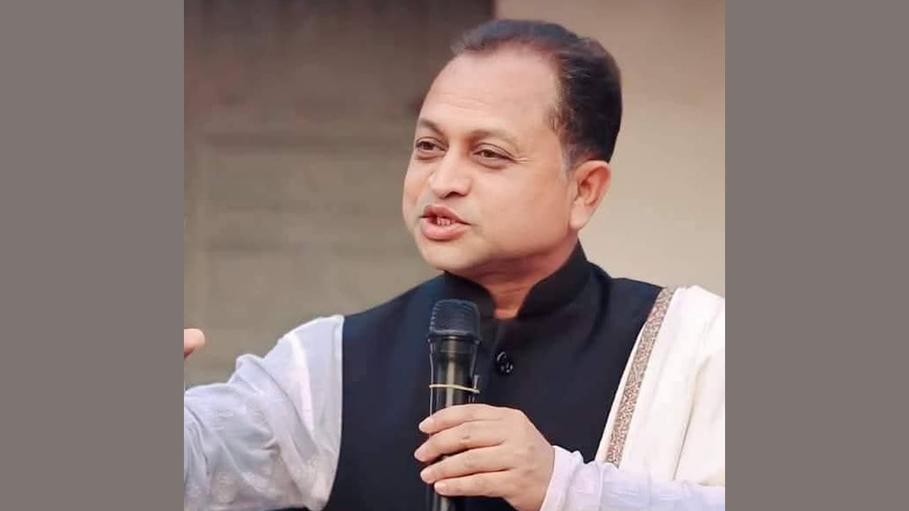 ফুলবাড়ীয়া উপজেলা আ.লীগের সাধারণ সম্পাদক গ্রেপ্তার