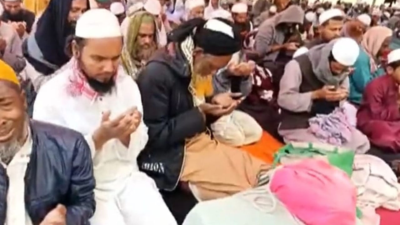 আখেরি মোনাজাতে শেষ হলো পাঁচ দিনের জোড় ইজতেমা