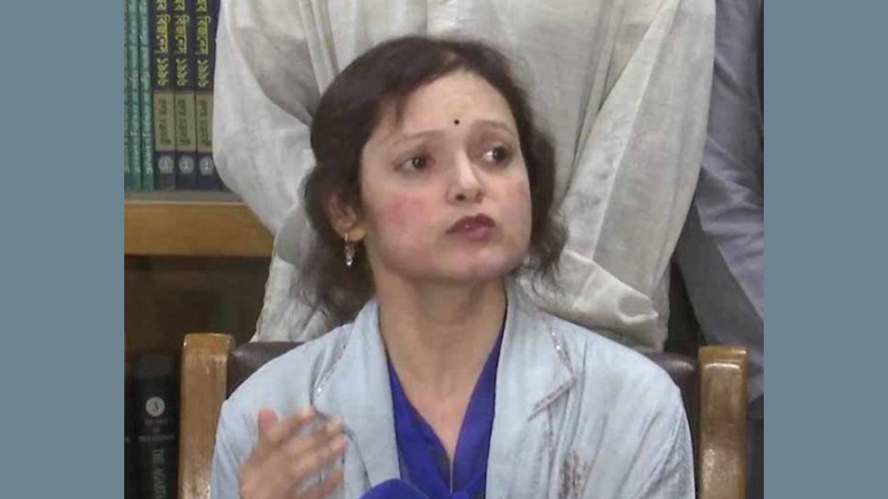 ৭০ কোটি টাকা ক্ষতিপূরণ চেয়ে চিকিৎসক ঈষিতার মামলার আবেদন