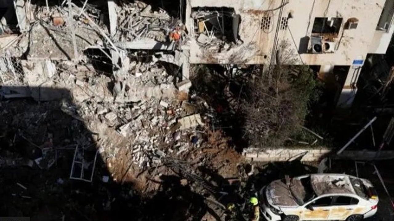 ইরানের হামলায় আরও ক্ষয়ক্ষতির কথা জানালো ইসরাইল