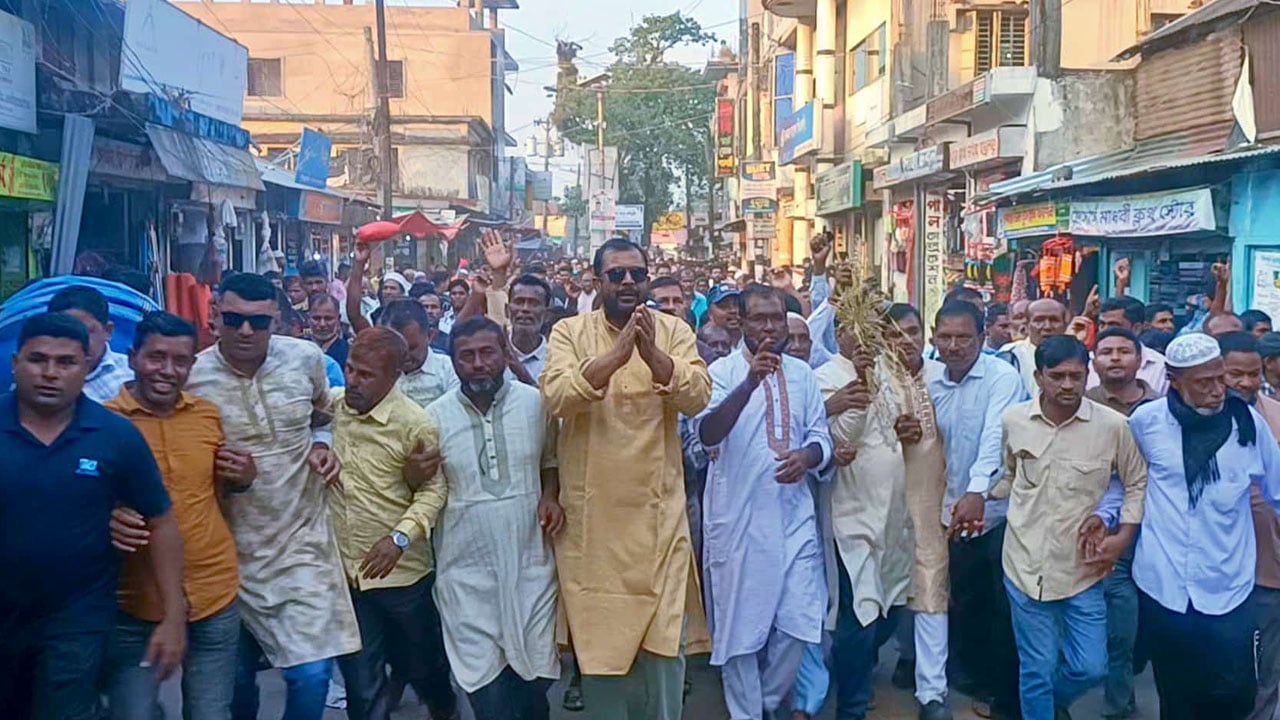 আনিসুলের সমর্থনে ধানের শীষের শ্লোগানে মুখর জামালগঞ্জ