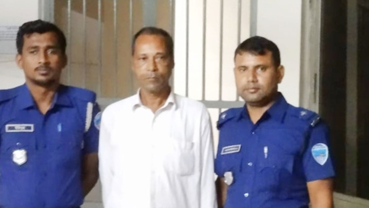 ২০ বছরের সাজা এড়াতে ২৩ বছর পলাতক, অবশেষে গ্রেপ্তার
