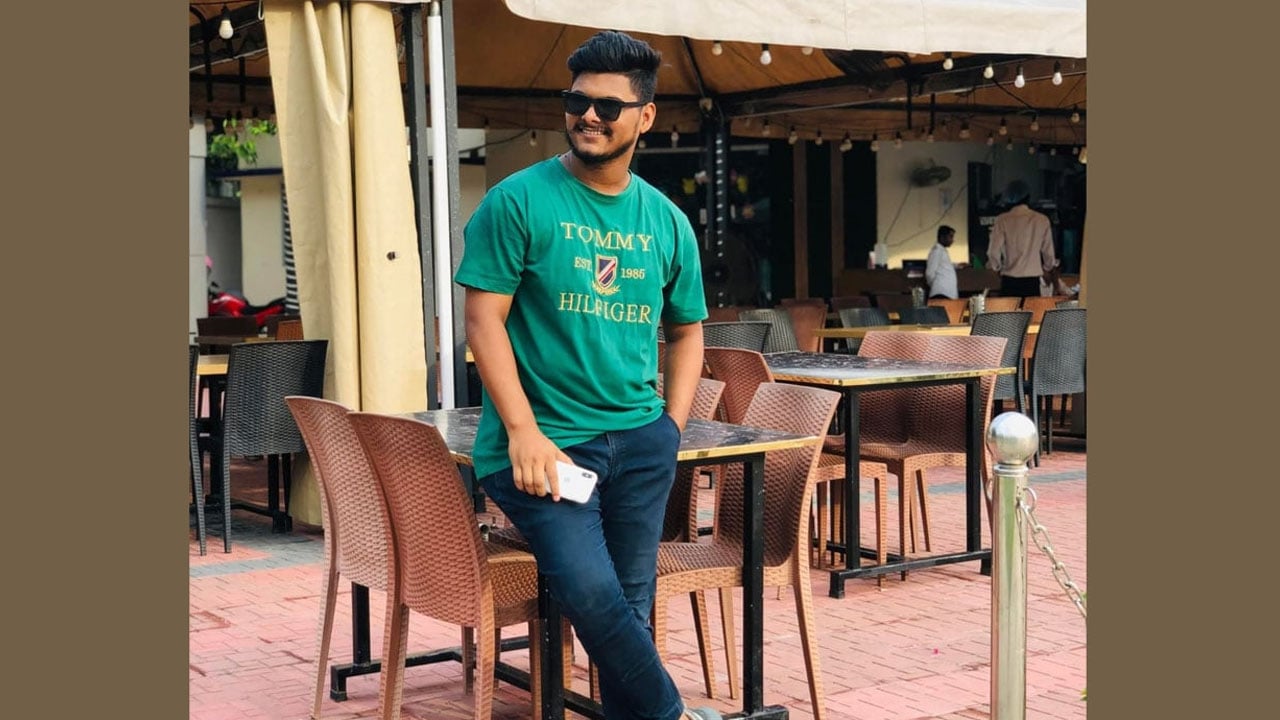 সাজ্জাদ হত্যার মামলা তুলতে অস্ত্রধারীদের হুমকি, অভিযোগ মায়ের