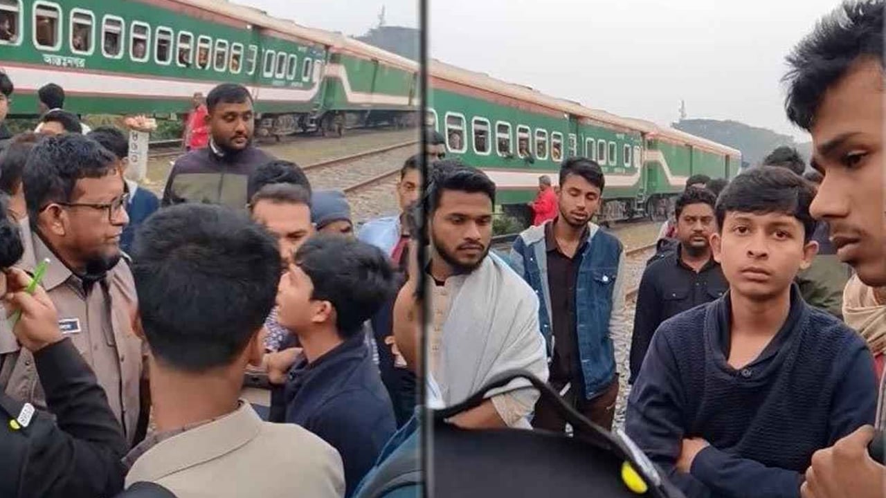 চলন্ত ট্রেনে পাথর নিক্ষেপ, আটক ৪