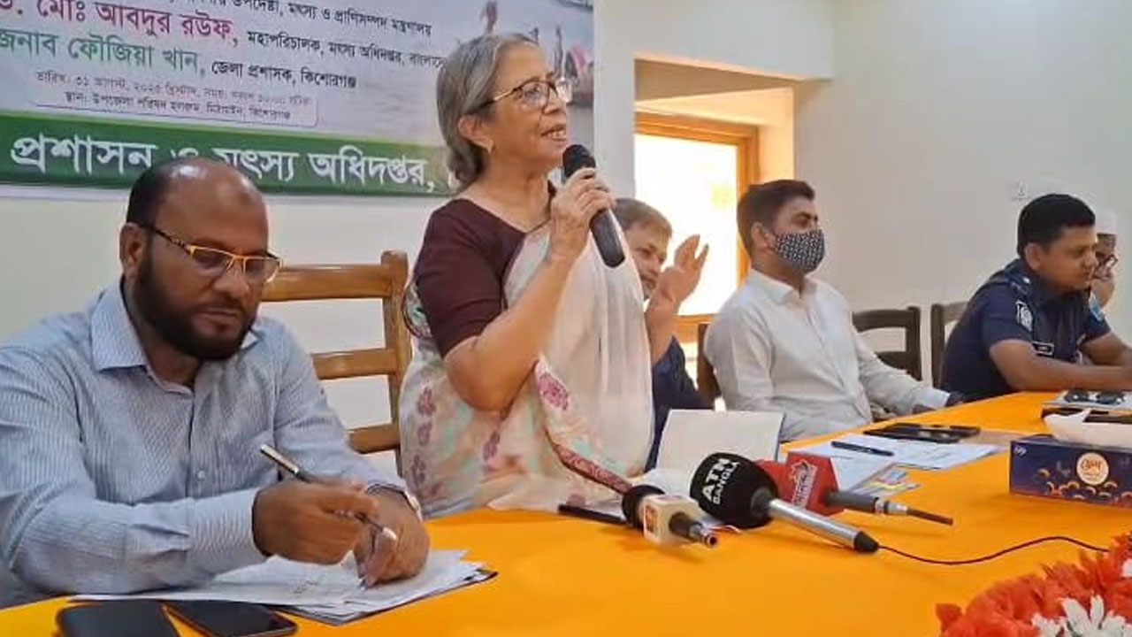মৎস্যজীবী ছাড়া কাউকে ইজারা দেয়া যাবে না: মৎস্য ও প্রাণিসম্পদ উপদেষ্টা