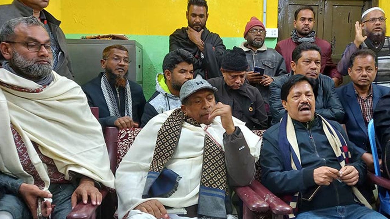 লালমোহনে বিএনপি-বিডিপি নেতাকর্মীদের সংঘর্ষে আহত ৫০