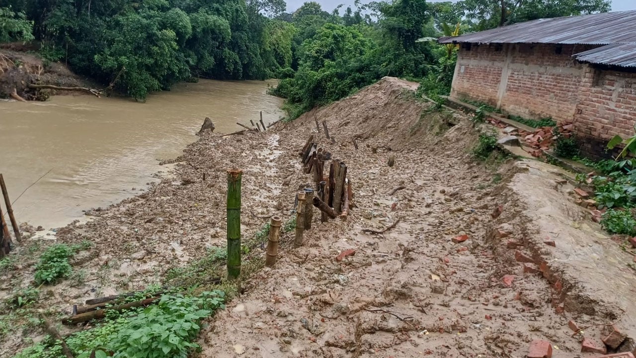 ৫০ হাজার মানুষের দুর্দশার কারণ ডলু খাল