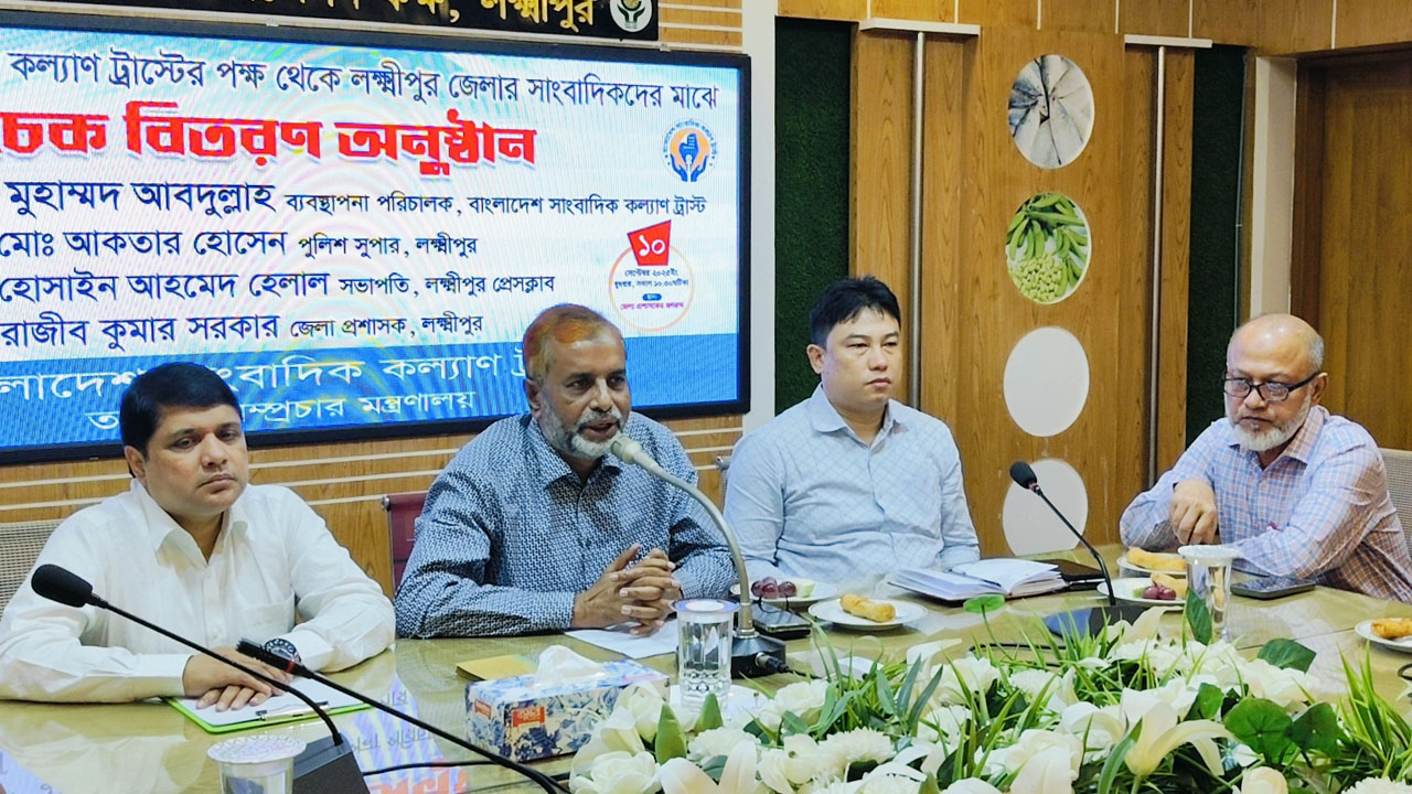 বিগত দিনে ভিন্ন মতের সাংবাদিকরা ছিলো বঞ্চিত: এম আবদুল্লাহ