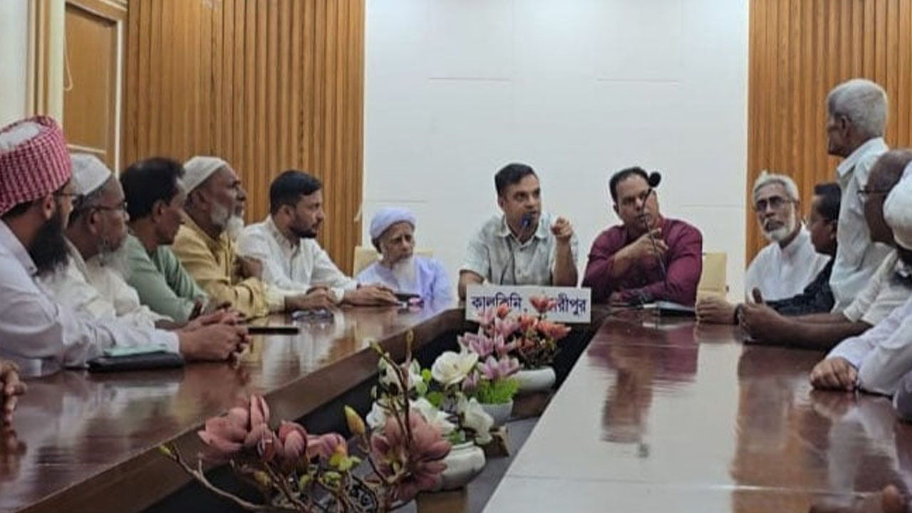 আড়াইশ বছরের মেলা নিয়ে দুপক্ষের টানাটানি, সিদ্ধান্ত দিতে পারেনি প্রশাসন
