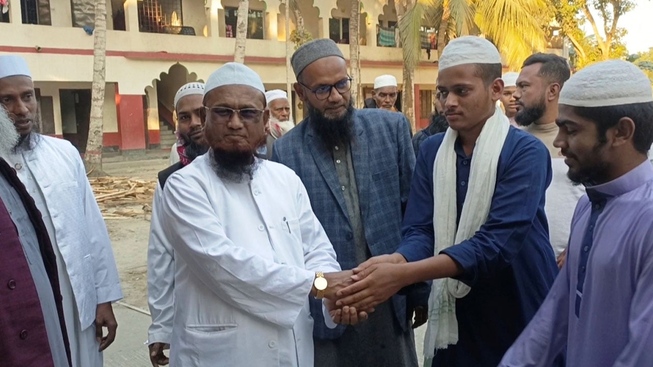 বাংলাদেশে সংখ্যালঘু বলতে কিছু নেই : মুফতি আব্দুস সোবাহান