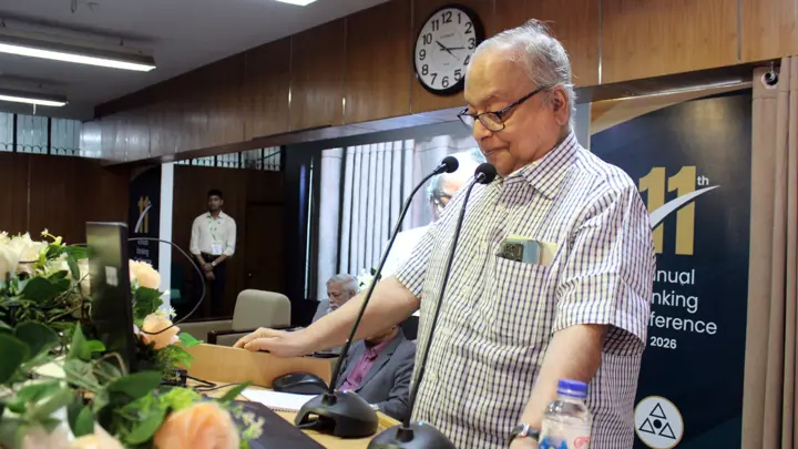 ব্যাংক খাত বিলুপ্তির মুখে, অর্থনীতি এবার নদীতে পড়তে পারে