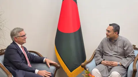 ইউরোপে জনশক্তি পাঠাতে ইইউ প্রতিনিধিদলের সঙ্গে মাহ্দী আমিনের বৈঠক