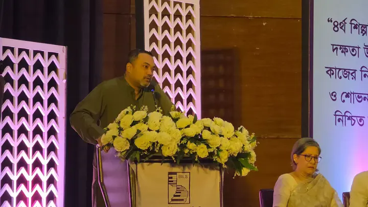 শ্রমের মর্যাদা নিশ্চিত করা মানে দেশের মর্যাদা নিশ্চিত করা: মাহ্দী আমিন