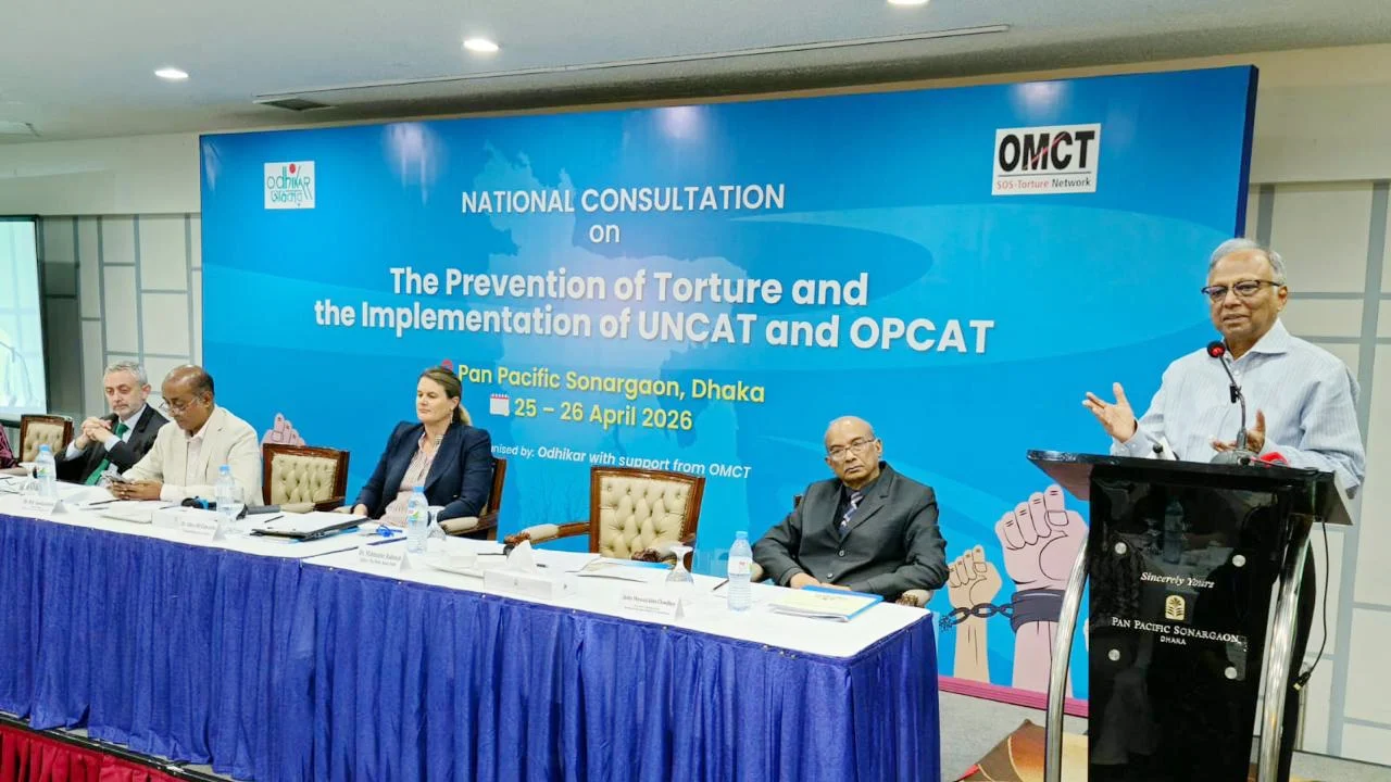 নিরপেক্ষ সাংবাদিকতা করায় আ.লীগের মতো বিএনপিও প্রতিপক্ষ মনে করছে