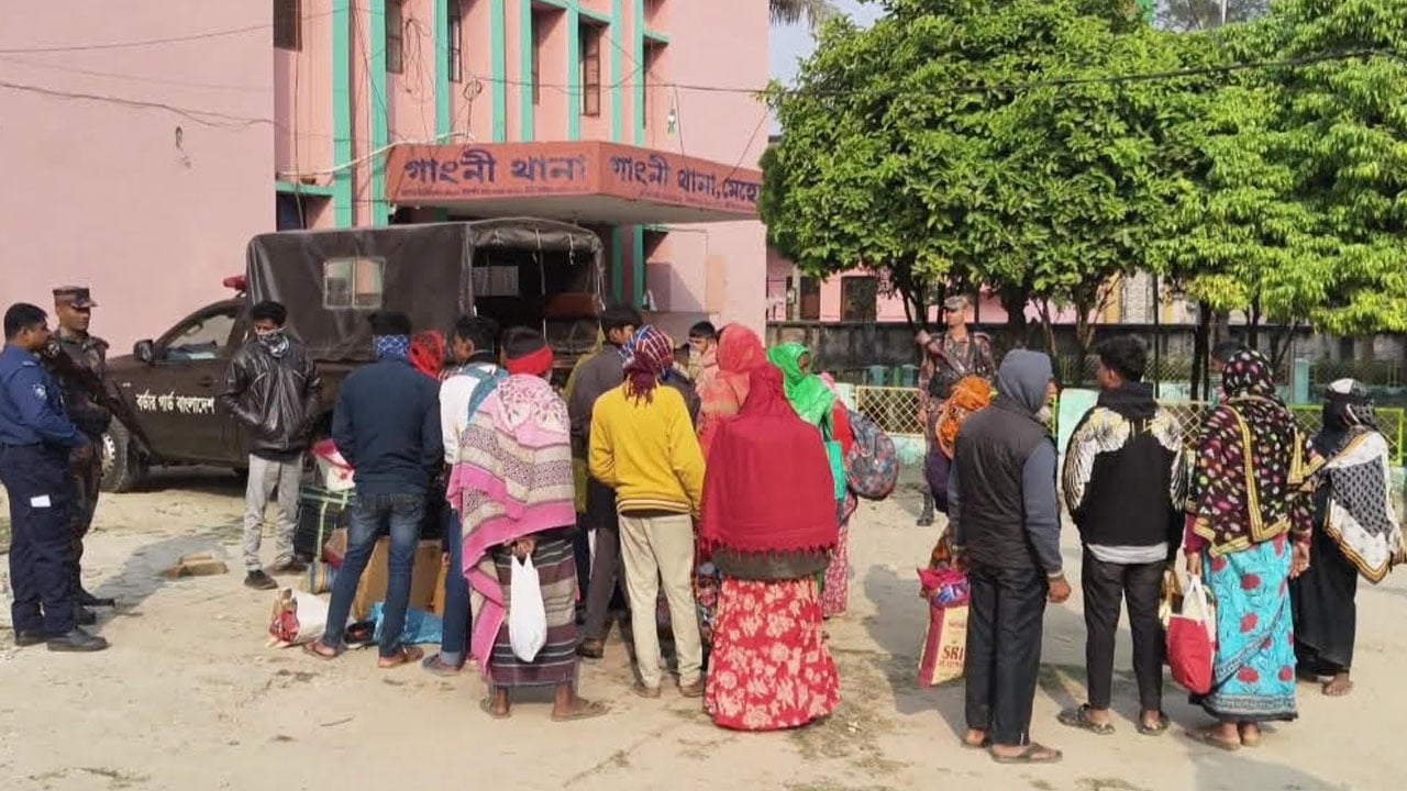 মেহেরপুর সীমান্ত দিয়ে ৩০ বাংলাদেশিকে পুশ-ইন