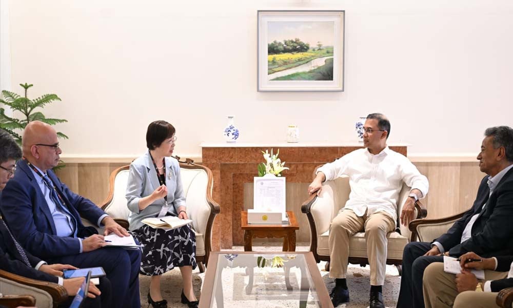 প্রধানমন্ত্রীর সঙ্গে এআইআইবি প্রতিনিধিদলের সাক্ষাৎ, বাজেট সহায়তার আশ্বাস