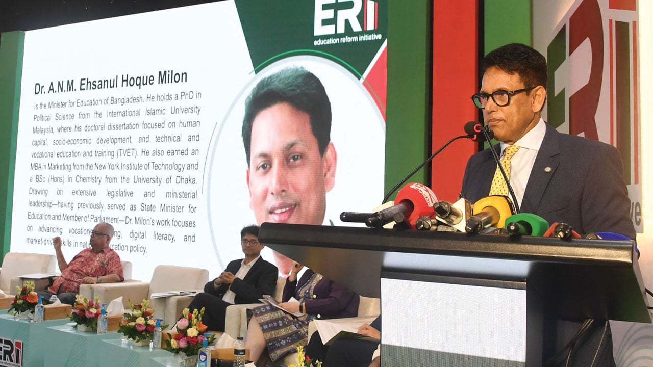 দেশকে এগিয়ে নিতে শিক্ষার মান আরো উন্নত করতে হবে: শিক্ষামন্ত্রী 
