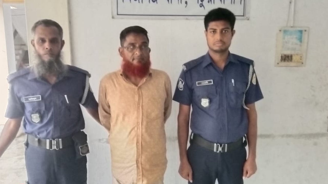 মির্জাগঞ্জে শ্রমিক লীগের সভাপতি গ্রেপ্তার