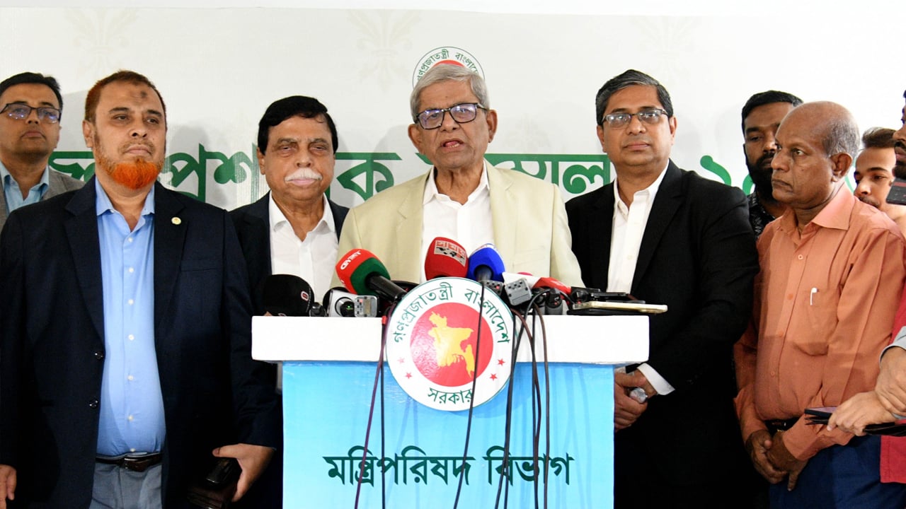 মানুষের সঙ্গে মিশে যাবেন, তাদের সঙ্গে নিয়ে নেতৃত্ব দেবেন