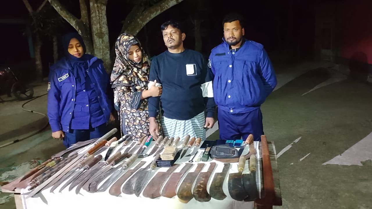 সদ্য বিএনপিতে যোগদান করা সাবেক ইউপি চেয়ারম্যান দেশীয় অস্ত্রসহ আটক