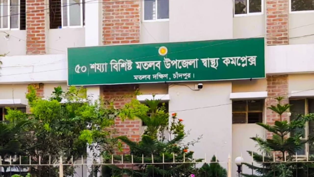 পাগলা কুকুরের কামড়ে শিশুসহ ২০ জন আহত