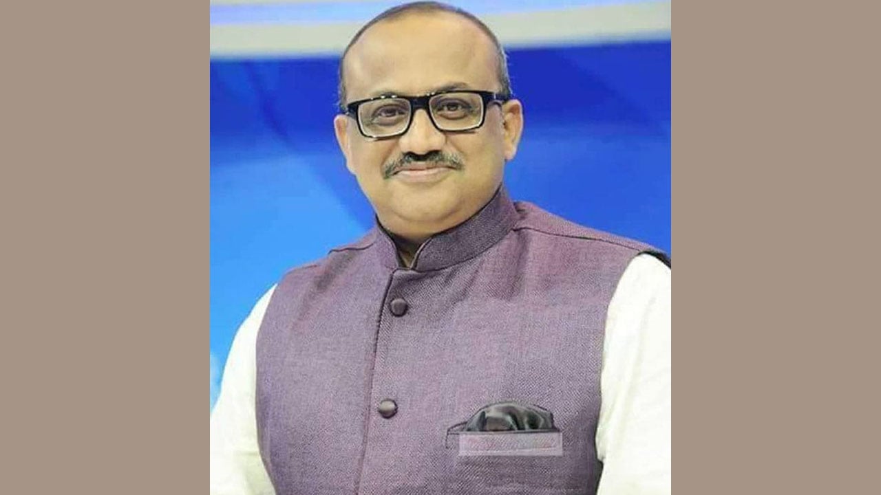 ডা. মুরাদ হাসানকে আদালতে হাজির হতে বিজ্ঞপ্তি প্রকাশের আদেশ