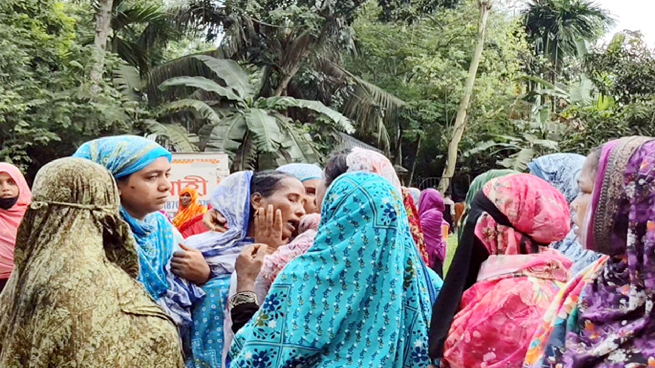 আমার বেঁচে থাকার অবলম্বন একেবারেই হারিয়ে গেলো