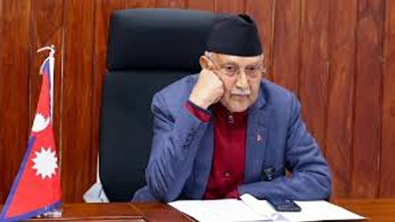 প্রকাশ্যে এলেন নেপালের ক্ষমতাচ্যুত প্রধানমন্ত্রী, অবস্থান সম্পর্কে যা জানা গেল