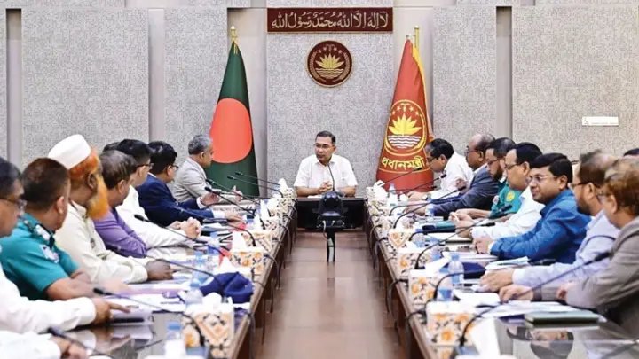 ঢাকার গণপরিবহন ব্যবস্থাপনা নিয়ে প্রধানমন্ত্রীর বৈঠক