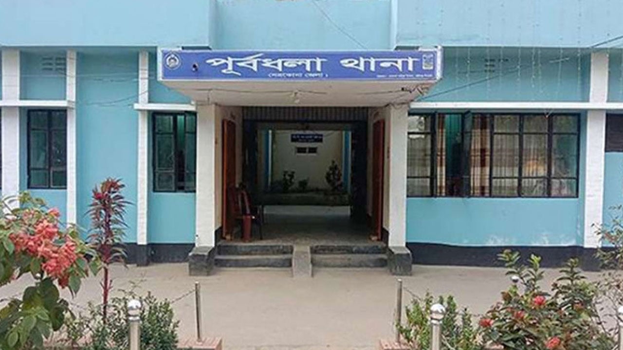 পূর্বধলায় একদিনে দুইজনের ঝুলন্ত লাশ উদ্ধার