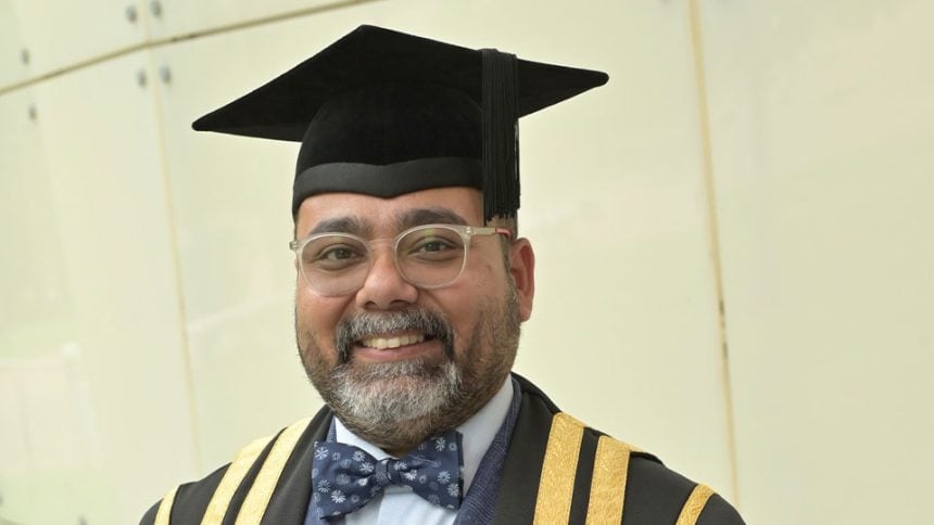 যুক্তরাজ্যের কোনো বিশ্ববিদ্যালয়ে প্রথম বাংলাদেশি উপাচার্য ওসামা খান