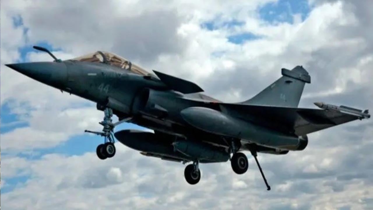 আমিরাতে রাফাল যুদ্ধবিমান মোতায়েন করছে ফ্রান্স