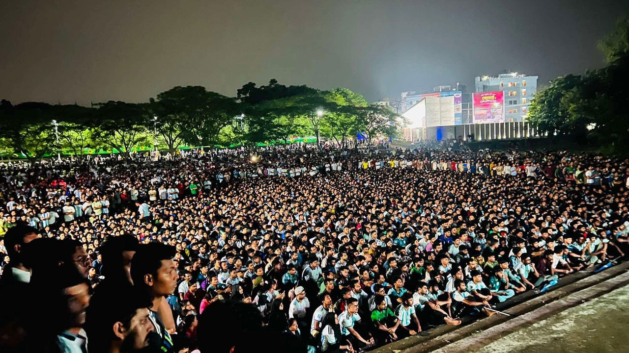 আর্জেন্টিনার জয়ে রংপুরে বাঁধভাঙা উল্লাস
