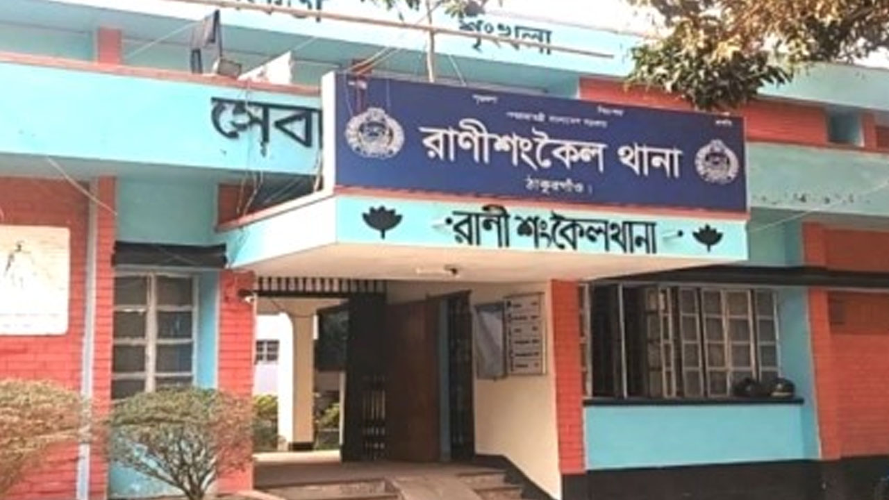 রাণীশংকৈলে ৩ হাজার পিস ইয়াবাসহ কারবারি গ্রেপ্তার