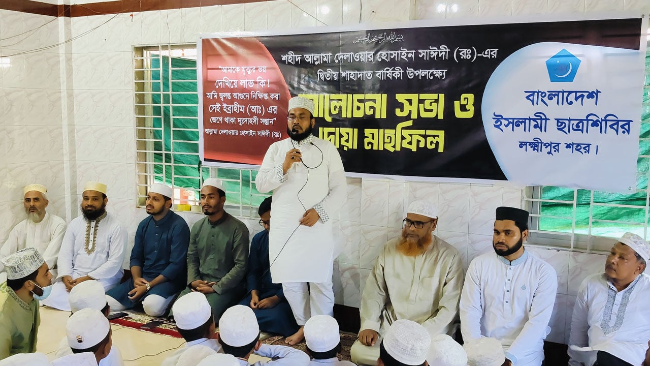 মেরুদণ্ডহীন প্রশাসন এখন এদিক-সেদিক পাথর খোঁজে: রেজাউল করিম