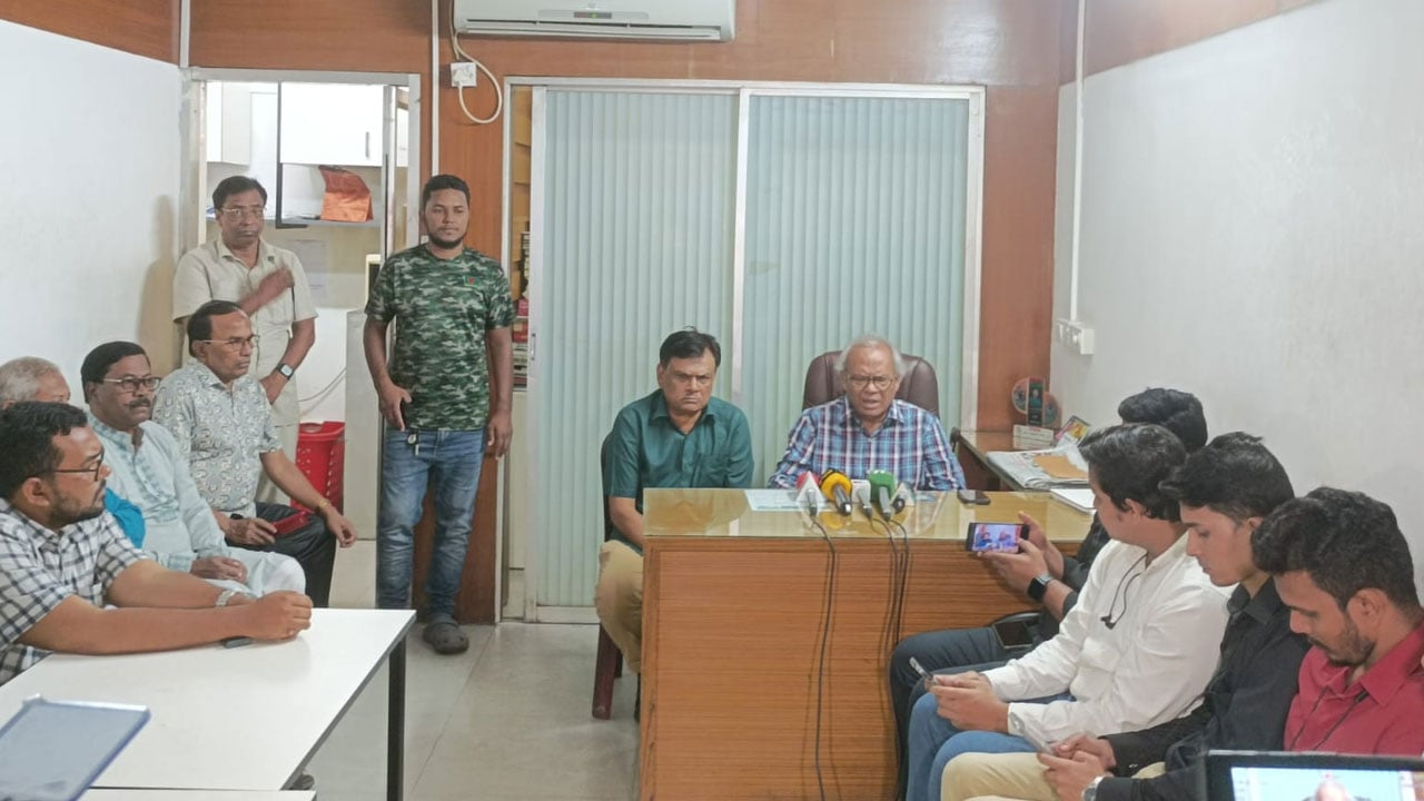 পরাজিত শক্তির বিরুদ্ধে সচেতন থাকার আহ্বান রিজভীর