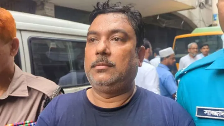 গুপ্তচরবৃত্তির অভিযোগে ভারতীয় নাগরিক সাত দিনের রিমান্ডে