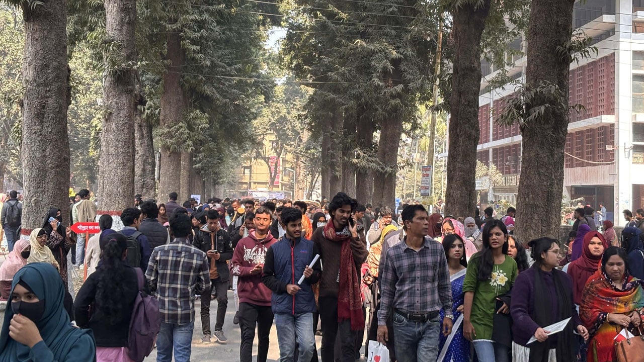 রাবির ‘বি’ ইউনিটের পরীক্ষার মাধ্যমে শেষ হলো ভর্তিযুদ্ধ