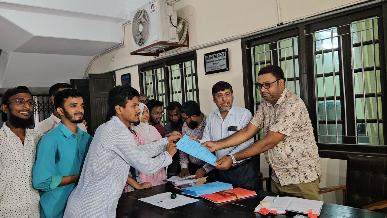 রাকসুর মনোনয়ন ফরম বিতরণ শুরু