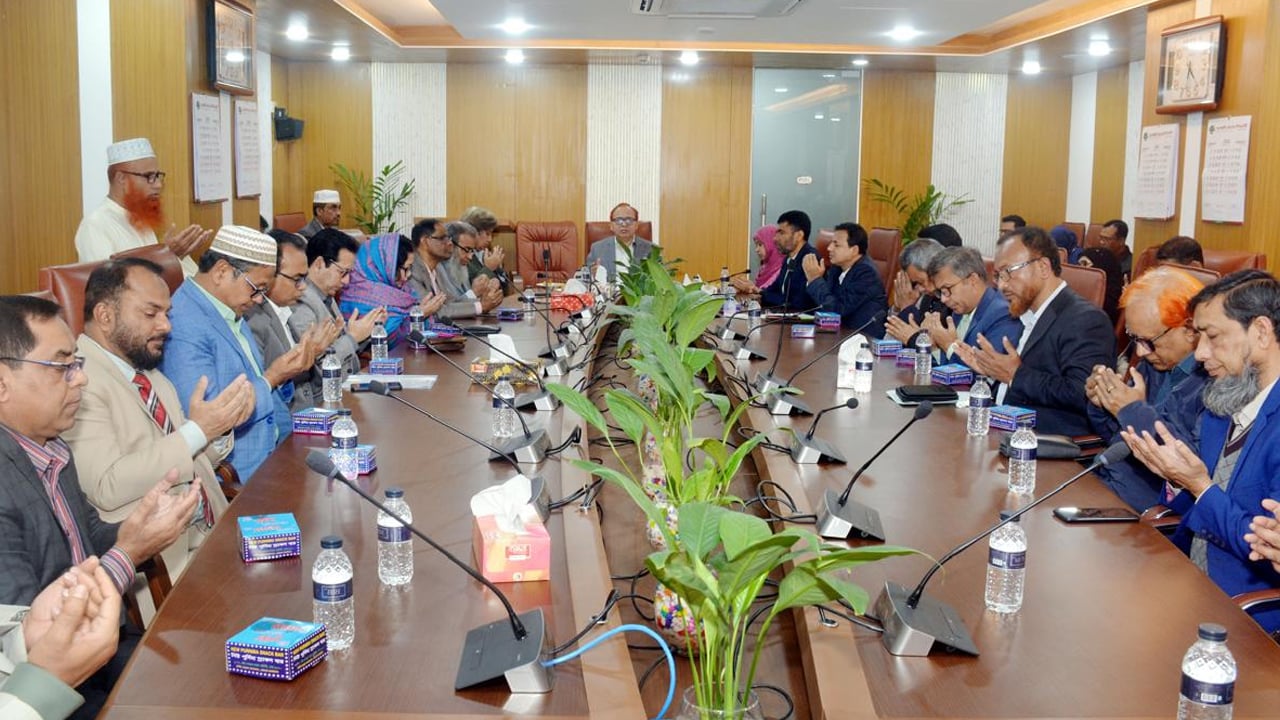 রূপালী ব্যাংকের মহাব্যবস্থাপক মো. আবুল হাসানের সুস্থতা কামনায় দোয়া মাহফিল