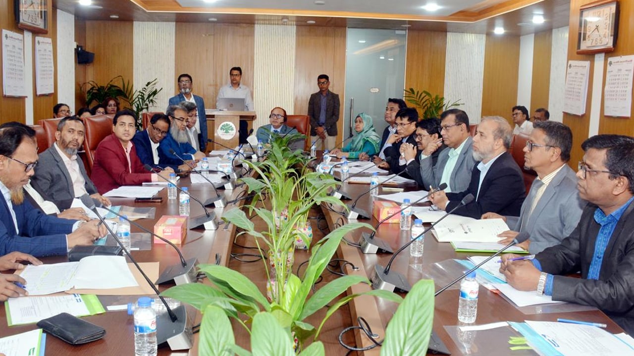 রূপালী ব্যাংকের সিনিয়র ম্যানেজমেন্ট টিমের সভা অনুষ্ঠিত