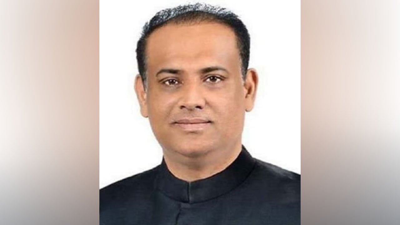 সাইফুজ্জামান চৌধুরী ও তার স্ত্রীসহ ৩৬ জনের বিরুদ্ধে দুদকের চার্জশিট