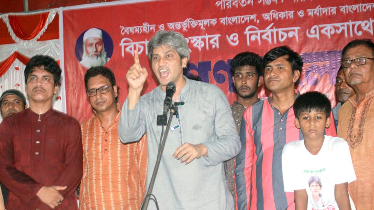 ‘শেখ হাসিনা পালায় না’ বলার দুদিন পরই পালাতে বাধ্য হয়েছে