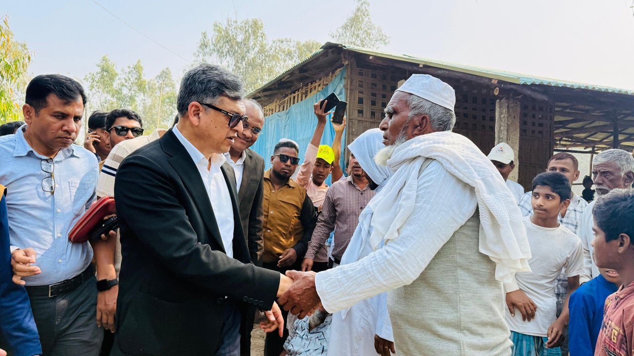 দোয়া চেয়ে নির্বাচনি প্রচার শুরু করলেন সালাহউদ্দিন আহমদ