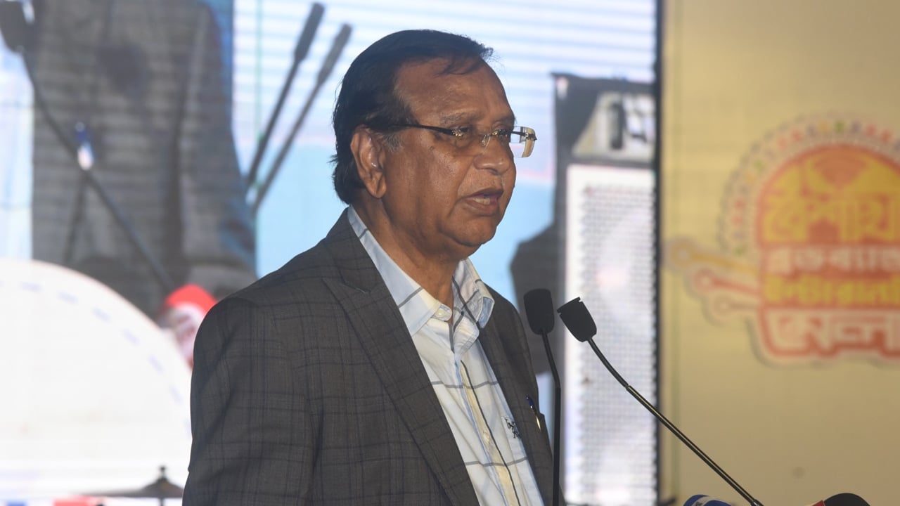 ইন্টারনেটের গতির মতো আধুনিকতার সাথে তাল মিলিয়ে চলবে ডিএসসিসি