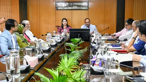 আইনশৃঙ্খলা রক্ষায় কঠোর বার্তা দিলেন সুলতান সালাউদ্দিন টুকু