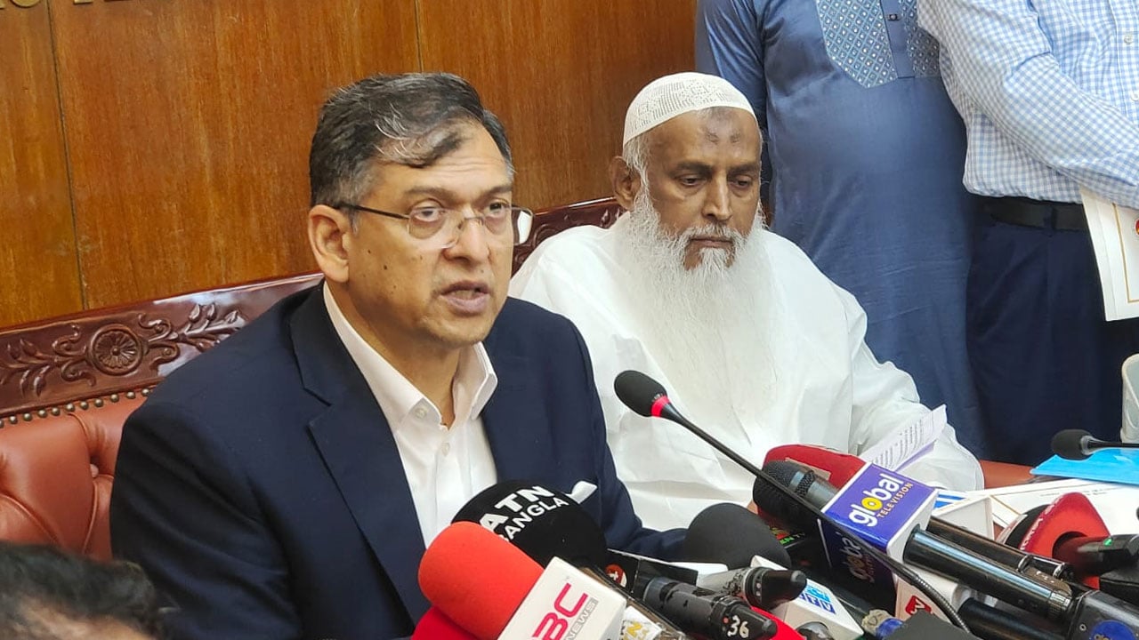 বিজিবি সতর্ক আছে যেন পুশইন না হয়: স্বরাষ্ট্রমন্ত্রী