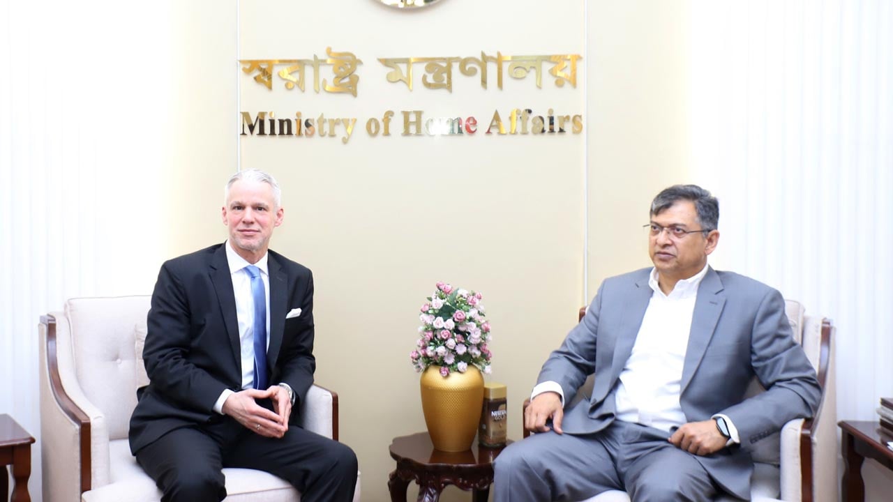 পাচার হওয়া অর্থ ফেরত আনতে সুইজারল্যান্ডের সহযোগিতার আশ্বাস