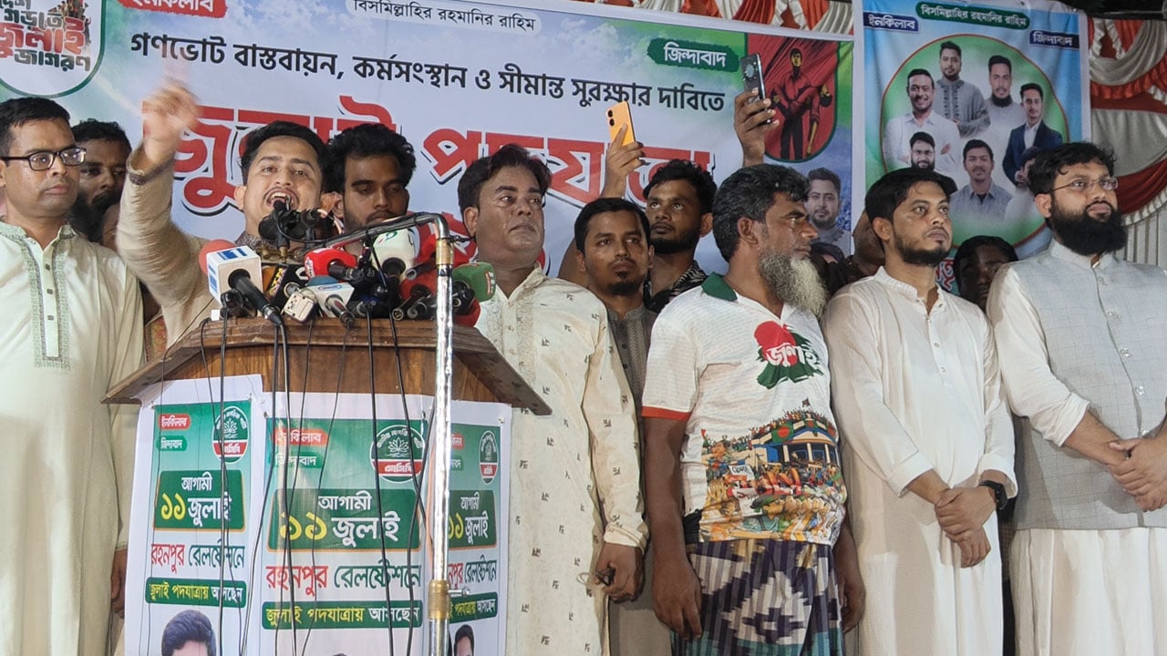ন্যূনতম লজ্জা থাকলে হাসিনা মুখ দেখানো তো দূরের কথা, ভারতে আত্মহত্যা করতেন